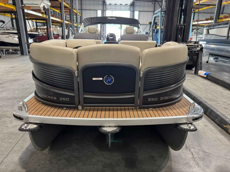 Slide: The Image of Premier 250 S-Series 2016 - 3