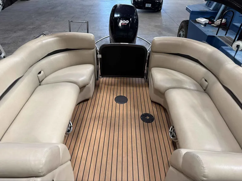 Slide: The Image of Premier 250 S-Series 2016 - 6