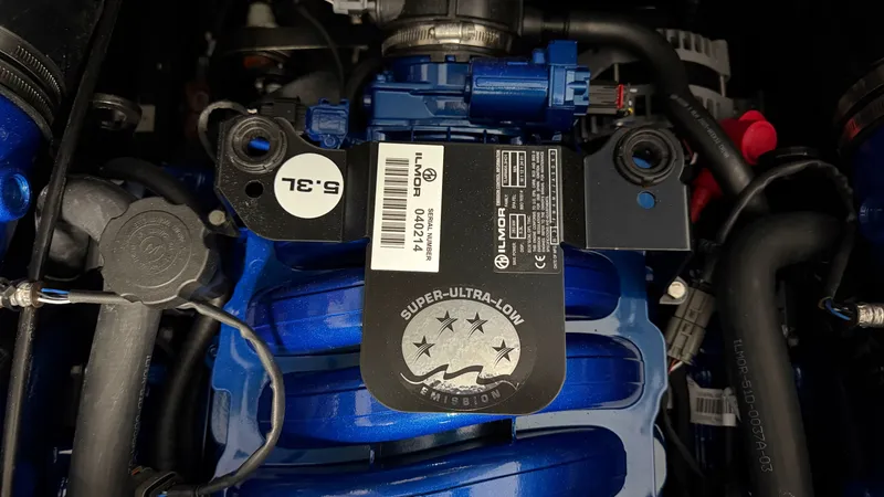 Slide: The Image of MasterCraft XT22 2026 - 30