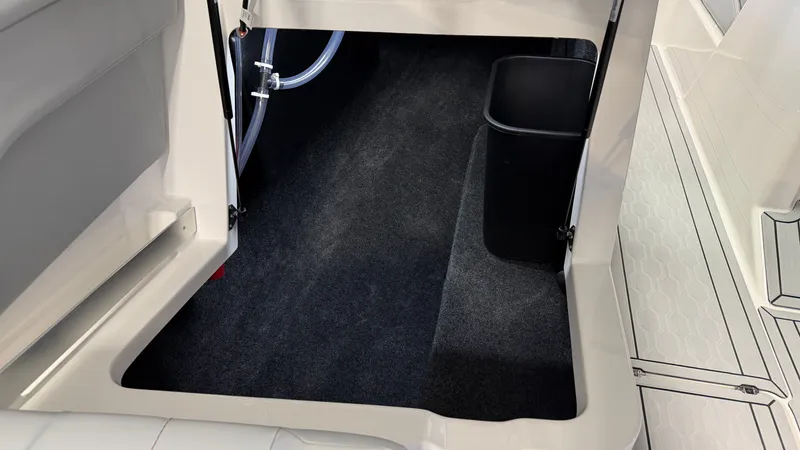 Slide: The Image of MasterCraft XT22 2026 - 64