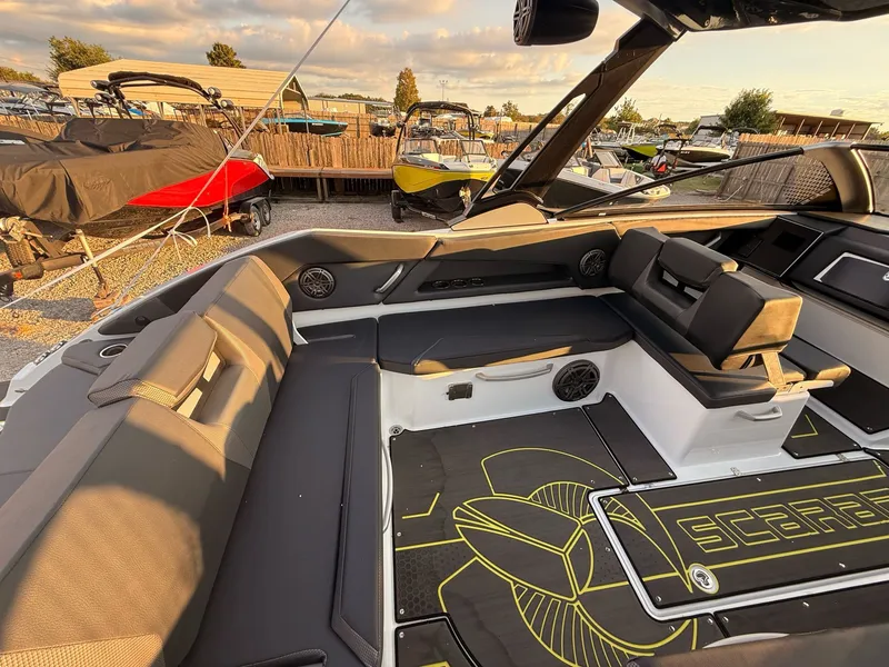 Slide: The Image of Scarab 285 LX Wake 2026 - 10