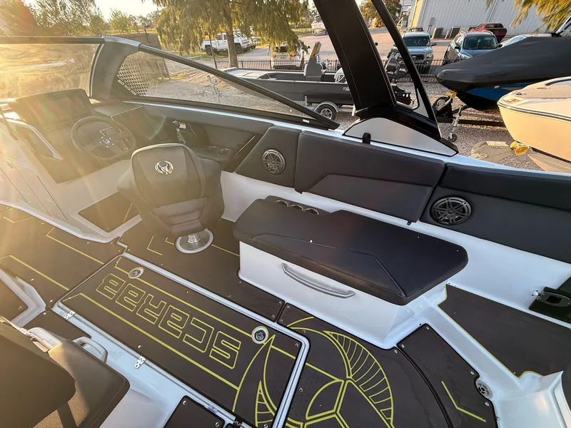 Slide: The Image of Scarab 285 LX Wake 2026 - 11