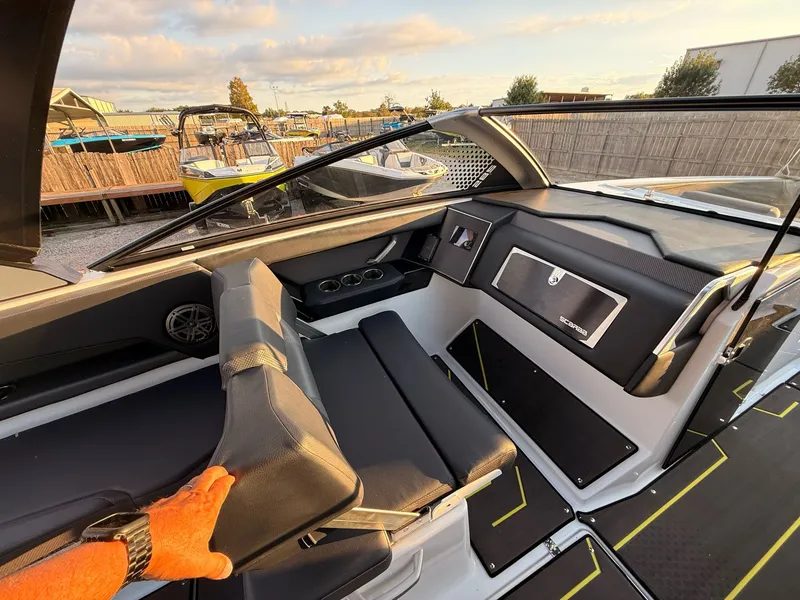 Slide: The Image of Scarab 285 LX Wake 2026 - 12