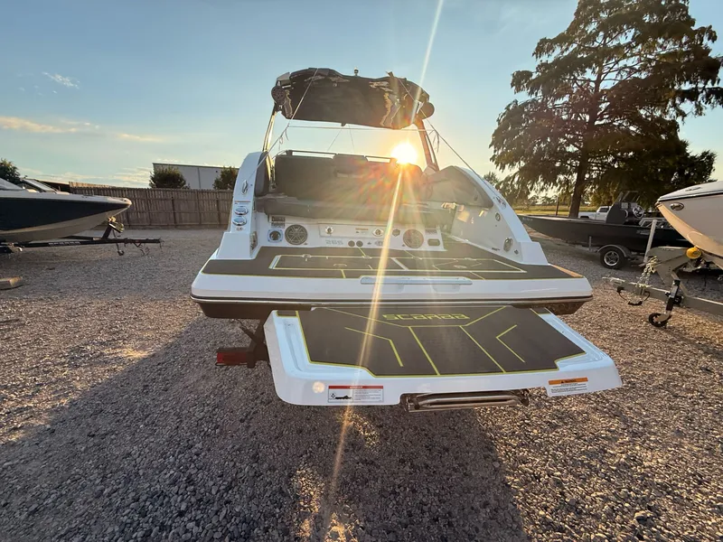 Slide: The Image of Scarab 285 LX Wake 2026 - 8