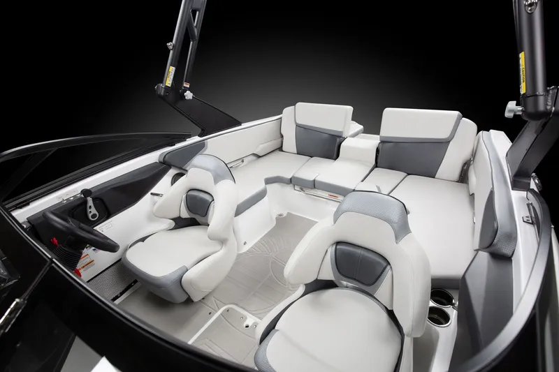 Slide: The Image of Scarab 195 SE 2025 - 11