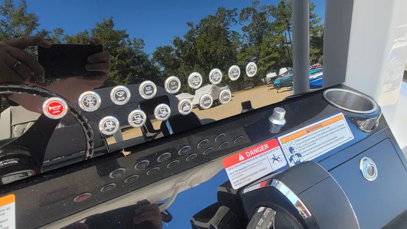 Slide: The Image of Wellcraft Wellcraft Fisherman 223 2026 - 13