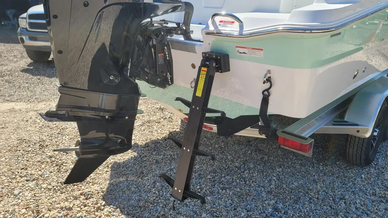 Slide: The Image of Wellcraft Wellcraft Fisherman 223 2026 - 9