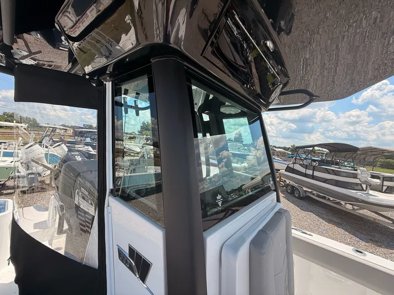 Slide: The Image of Wellcraft 243 Fisherman 2025 - 34