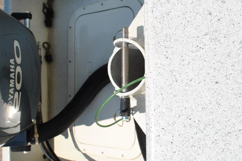 Slide: The Image of Boat engine setup with Yamaha 200 motor, Custom model 24, year 2009. - 23