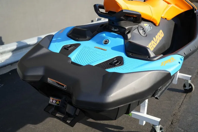 Slide: The Image of Sea-Doo Spark Trixx for 3 2026 - 10