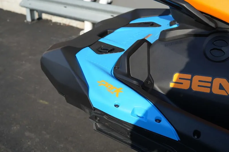 Slide: The Image of Sea-Doo Spark Trixx for 3 2026 - 9