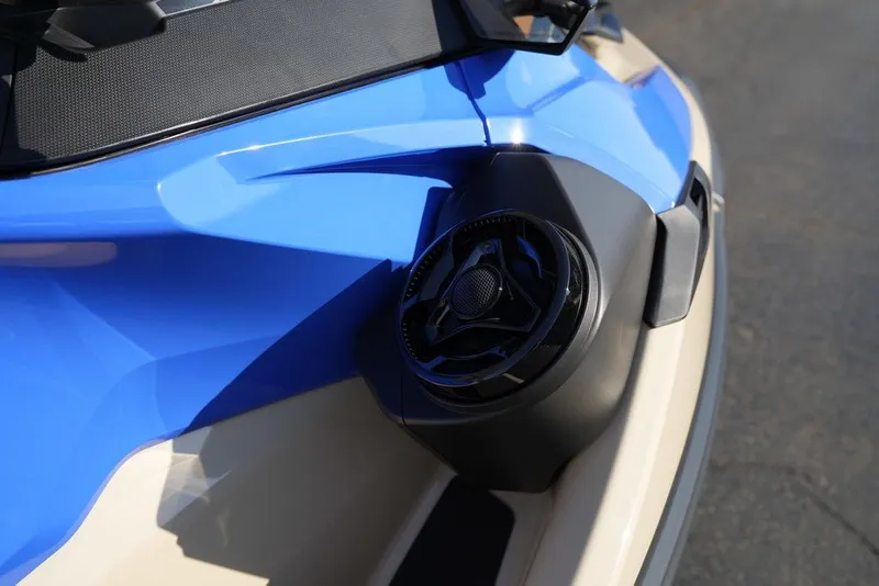 Slide: The Image of Sea-Doo Wake Pro 230 2026 - 19