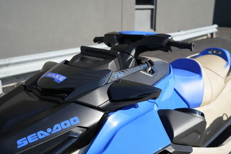 Slide: The Image of Sea-Doo Wake Pro 230 2026 - 30