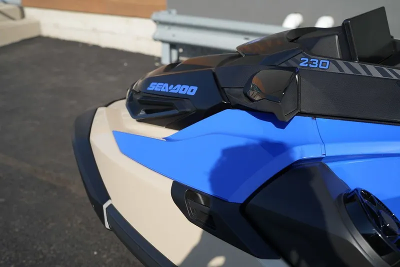 Slide: The Image of Sea-Doo Wake Pro 230 2026 - 41