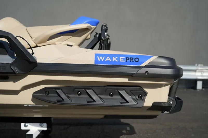 Slide: The Image of Sea-Doo Wake Pro 230 2026 - 42