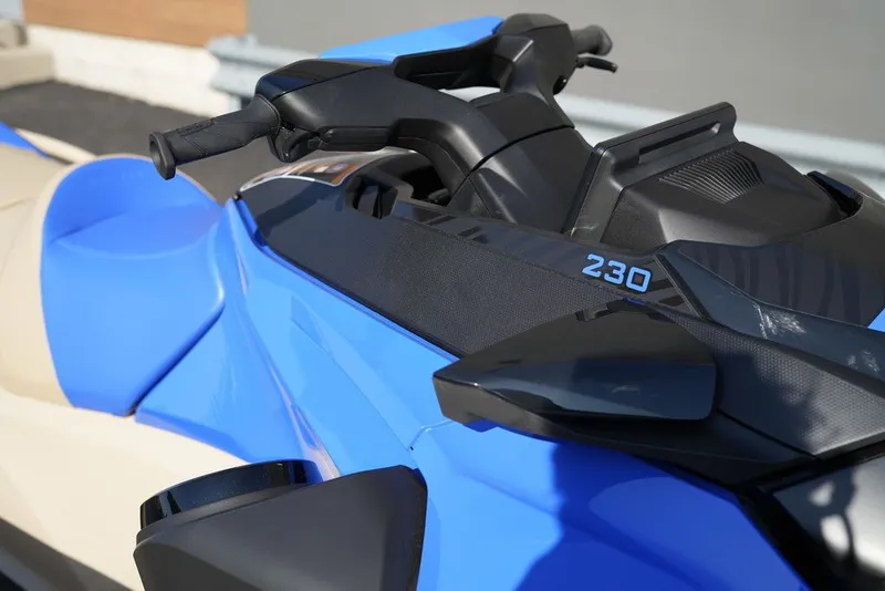 Slide: The Image of Sea-Doo Wake Pro 230 2026 - 8