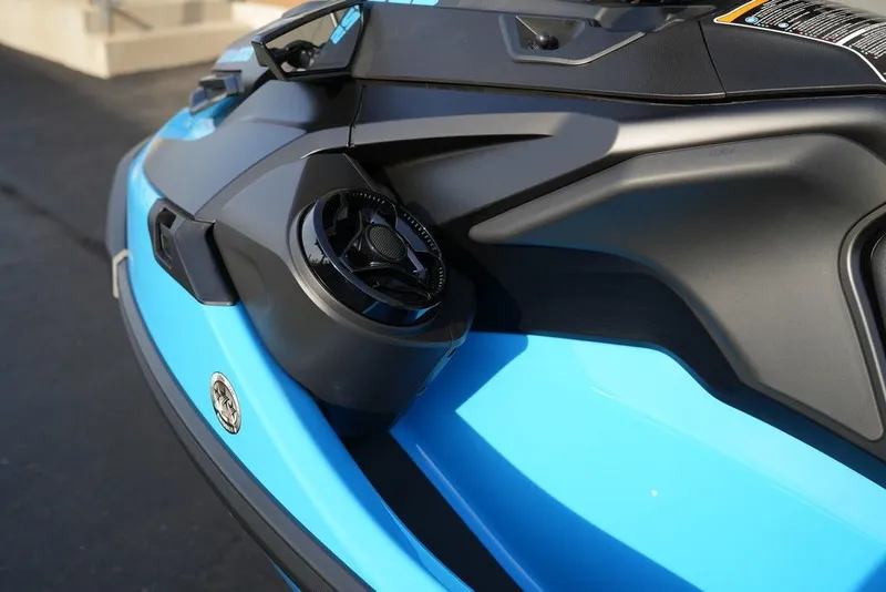 Slide: The Image of Sea-Doo RXT-X 325 2026 - 31