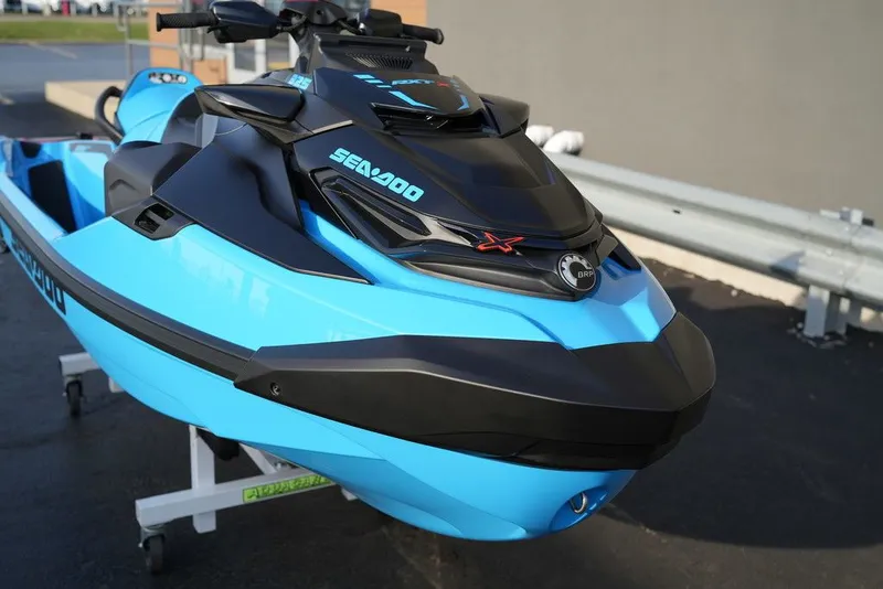 Slide: The Image of Sea-Doo RXT-X 325 2026 - 5