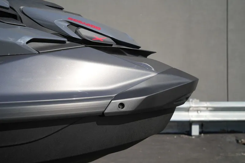 Slide: The Image of Sea-Doo GTR-X 300 2026 - 15