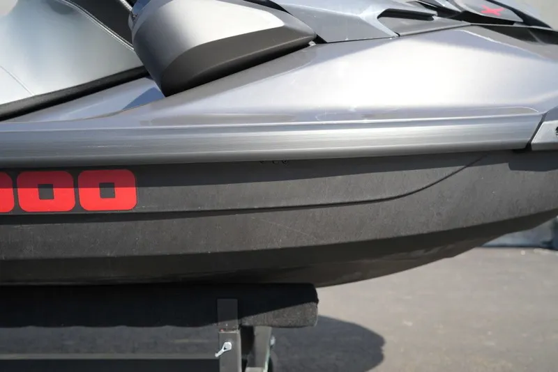 Slide: The Image of Sea-Doo GTR-X 300 2026 - 17