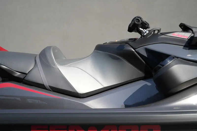 Slide: The Image of Sea-Doo GTR-X 300 2026 - 18