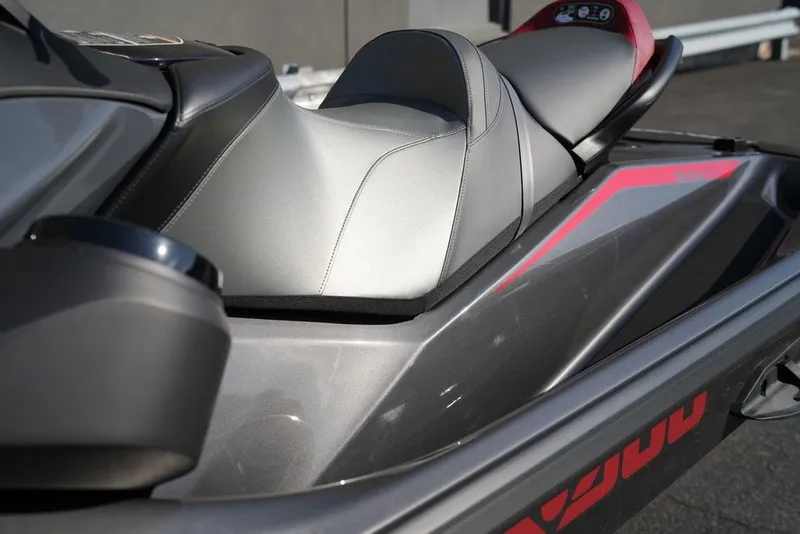 Slide: The Image of Sea-Doo GTR-X 300 2026 - 32