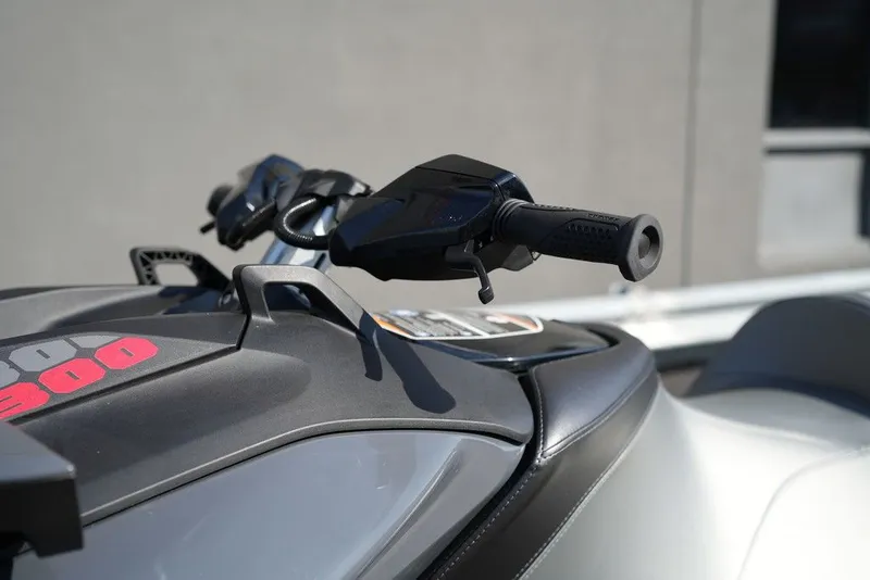 Slide: The Image of Sea-Doo GTR-X 300 2026 - 33