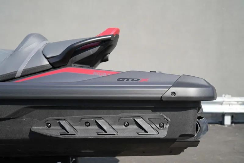 Slide: The Image of Sea-Doo GTR-X 300 2026 - 40