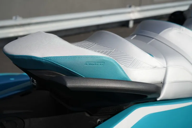 Slide: The Image of Sea-Doo GTX Limited 325 Teal Metallic 2026 - 21