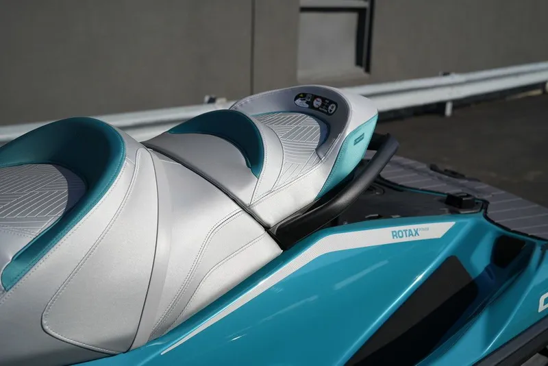 Slide: The Image of Sea-Doo GTX Limited 325 Teal Metallic 2026 - 31