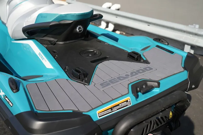 Slide: The Image of Sea-Doo GTX Limited 325 Teal Metallic 2026 - 33
