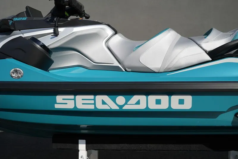 Slide: The Image of Sea-Doo GTX Limited 325 Teal Metallic 2026 - 42