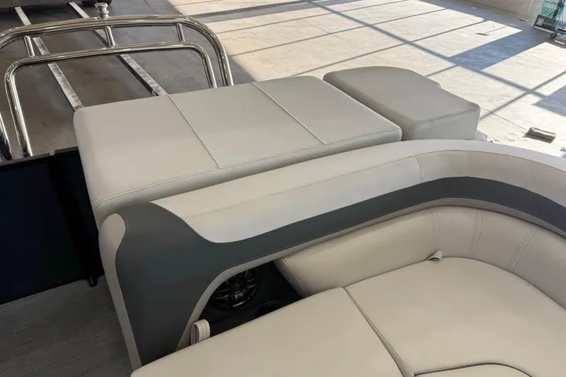 Slide: The Image of Luxurious seating on 2026 Godfrey Sweetwater 2286 C pontoon boat. - 10