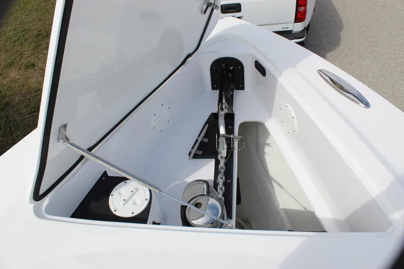 Slide: The Image of Nor-Tech 390 Sport Center Console 2021 - 63