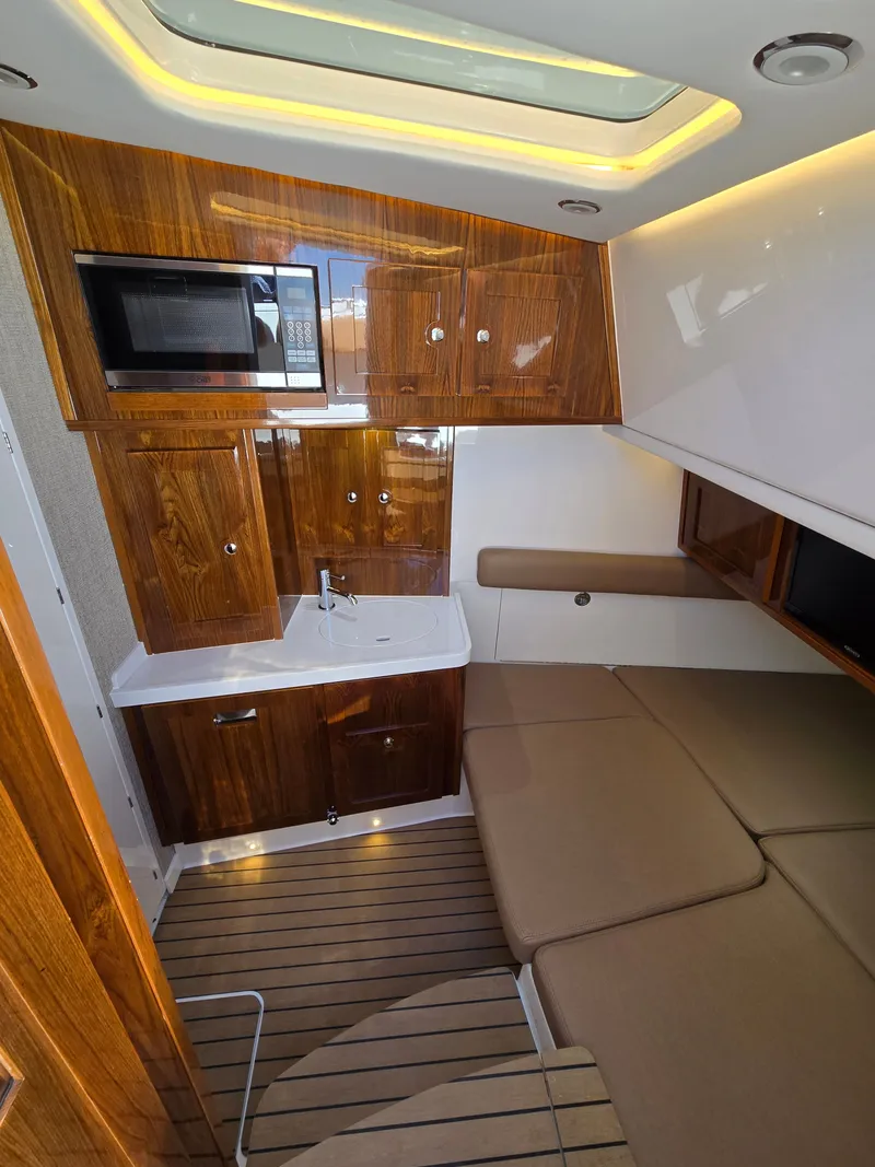 Slide: The Image of HCB 53 Sueos 2024 - 4