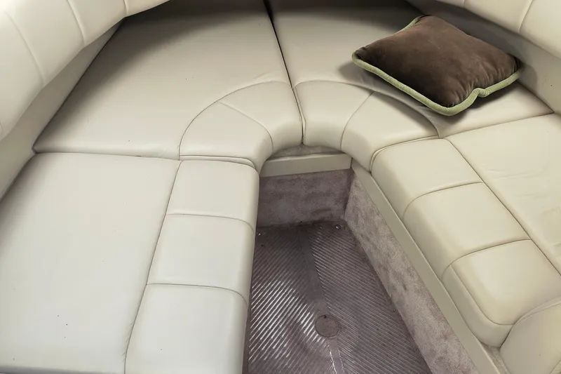 Slide: The Image of Engine of a 2003 Formula 260 Sun Sport boat, featuring a MerCruiser 6.2 MPI. - 26