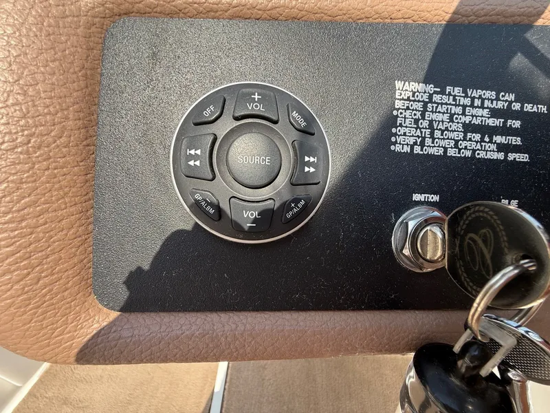 Slide: The Image of Cobalt 220 2013 - 16