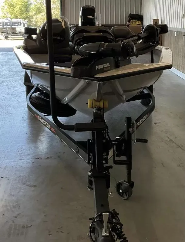 Slide: The Image of Tracker Pro Team 175 2023 - 4