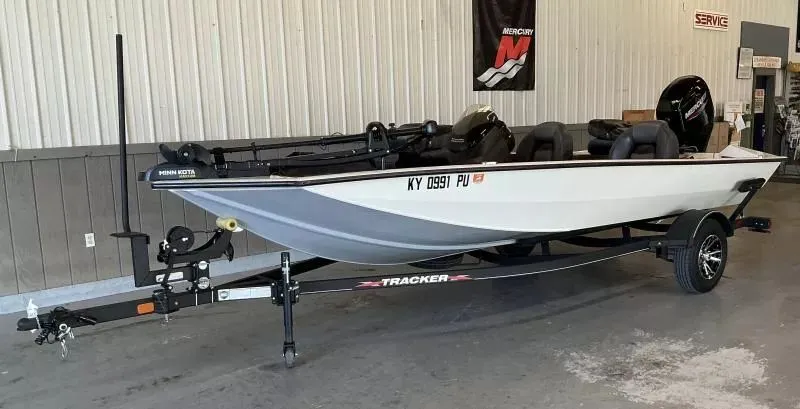 Slide: The Image of Tracker Pro Team 175 2023 - 7