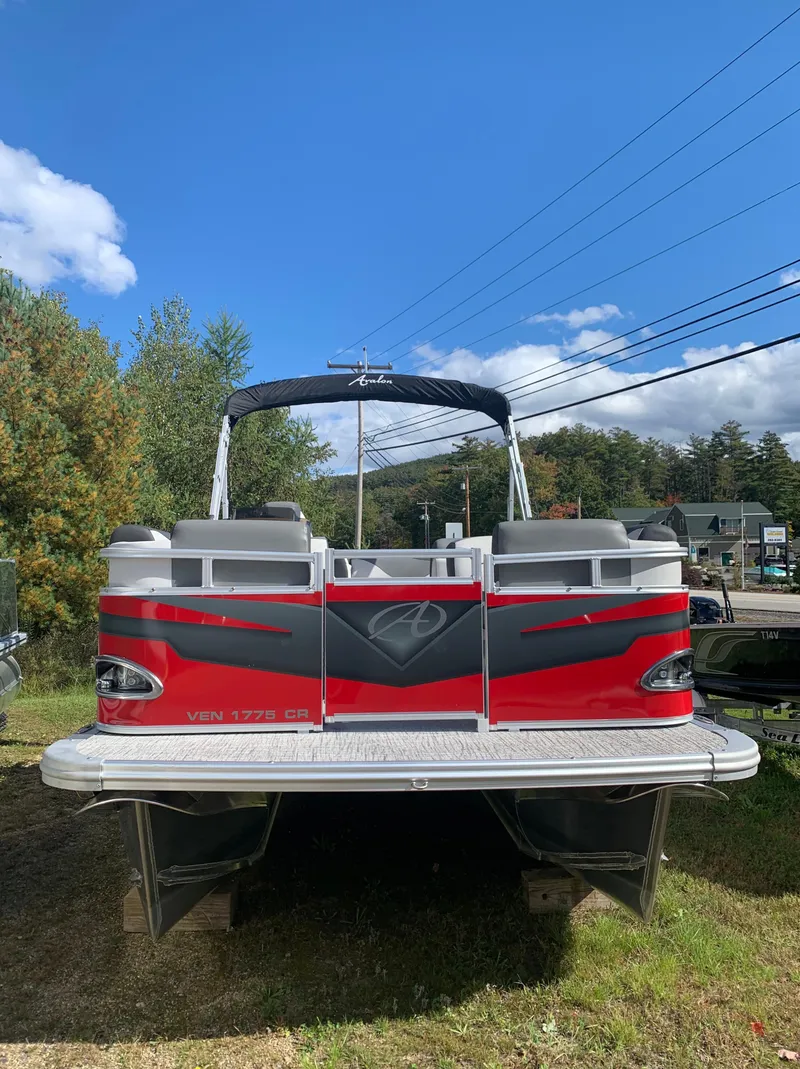 Slide: The Image of Avalon Venture Cruise 17' 2023 - 2