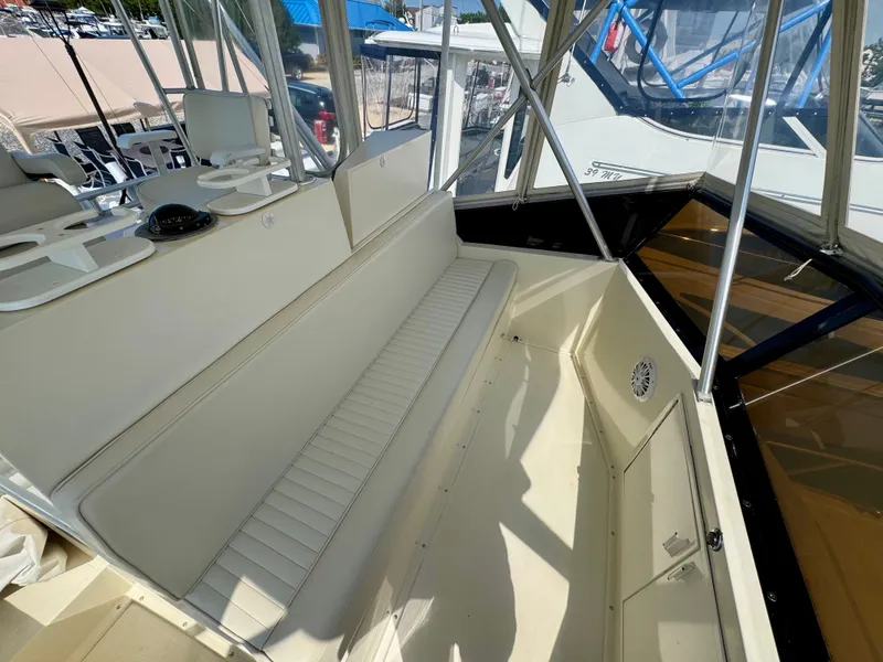 Slide: The Image of Viking 35 Convertible 1988 - 10