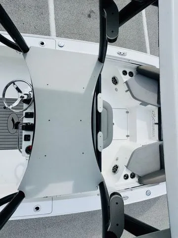 Slide: The Image of Crevalle 24 Bay 2019 - 13