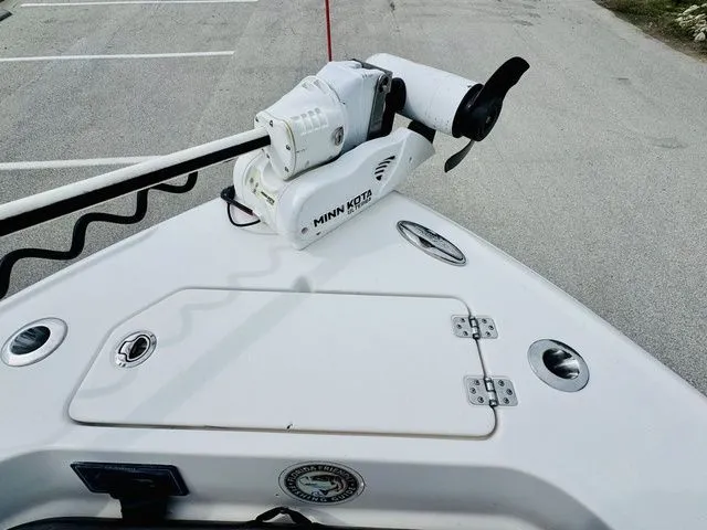 Slide: The Image of Crevalle 24 Bay 2019 - 22