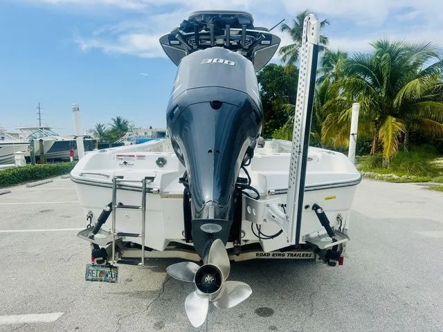 Slide: The Image of Crevalle 24 Bay 2019 - 3