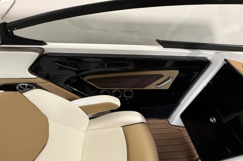 Slide: The Image of 2023 Yamaha Boats 252SD interior with sleek design and comfortable seating. - 25