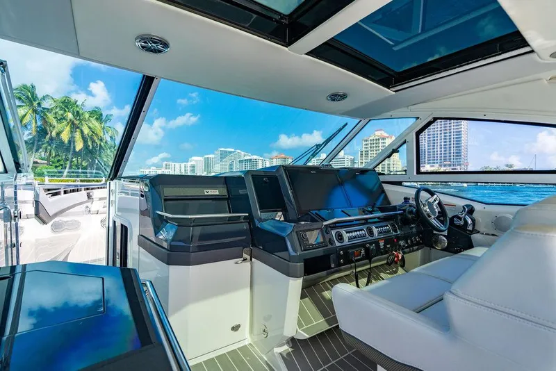 Slide: The Image of Formula 430 All Sport Crossover 2019 - 71