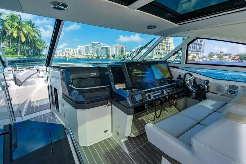 Slide: The Image of Formula 430 All Sport Crossover 2019 - 72