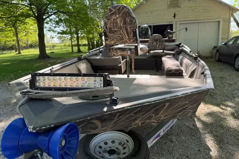 Slide: The Image of War Eagle 648LDSV 2007 - 8