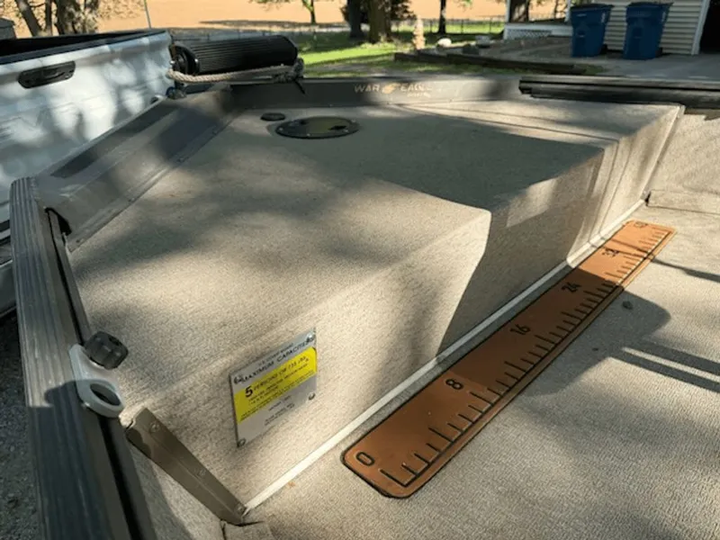 Slide: The Image of War Eagle 648LDSV 2007 - 9