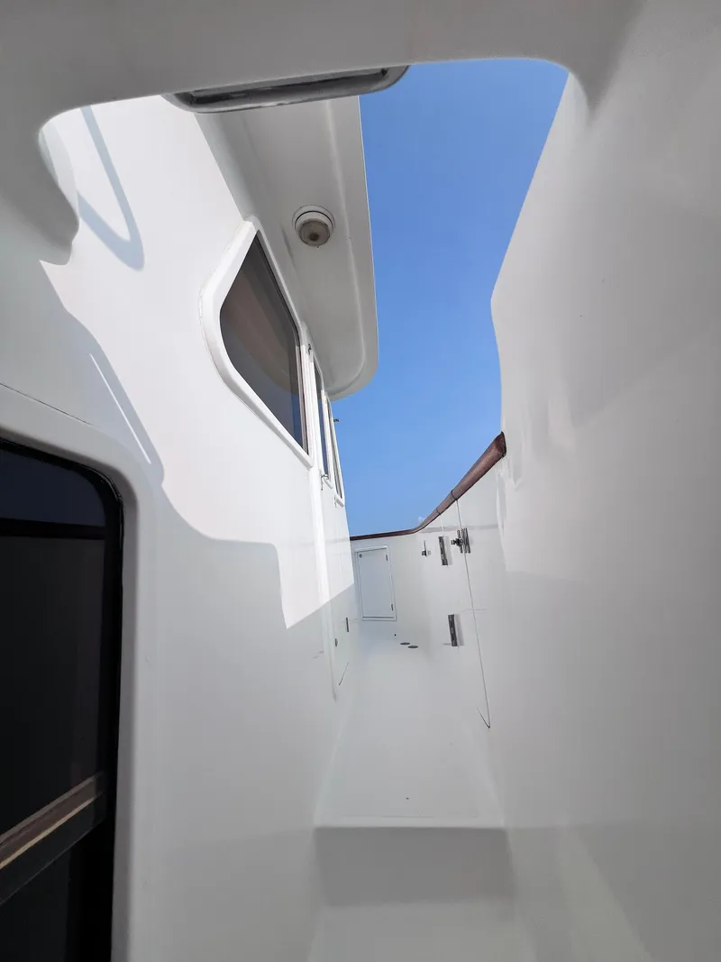 Slide: The Image of DeFever Pilothouse 2006 - 40